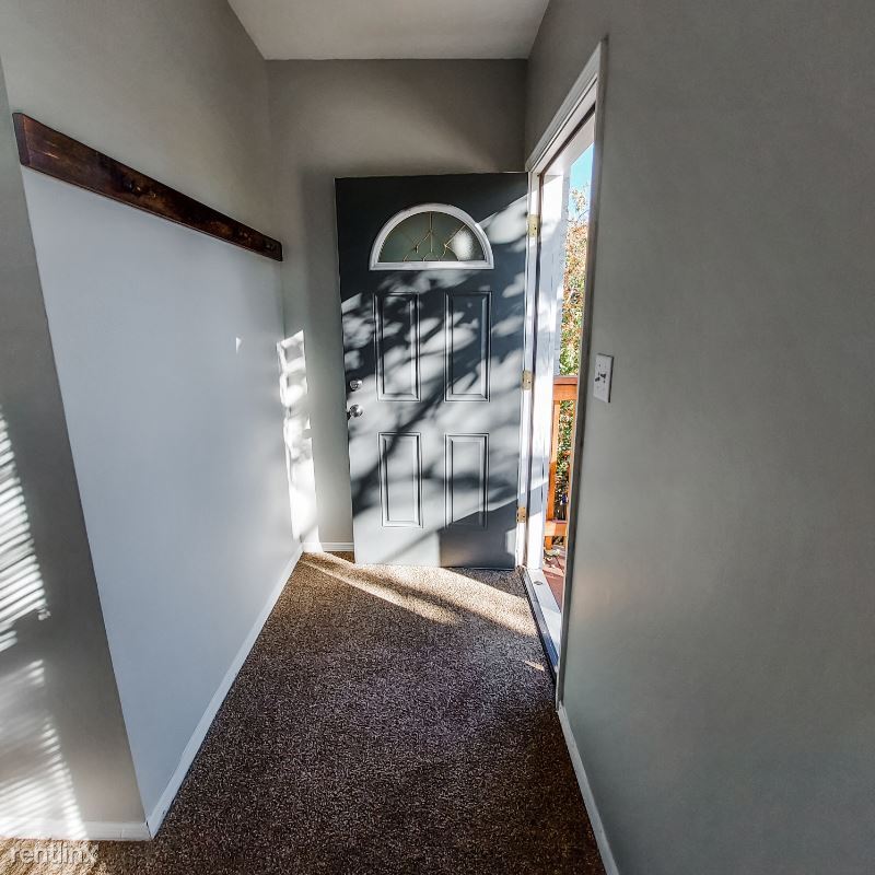 1108 Rutger St Unit C, Saint Louis, MO 63104 Apartments in Saint