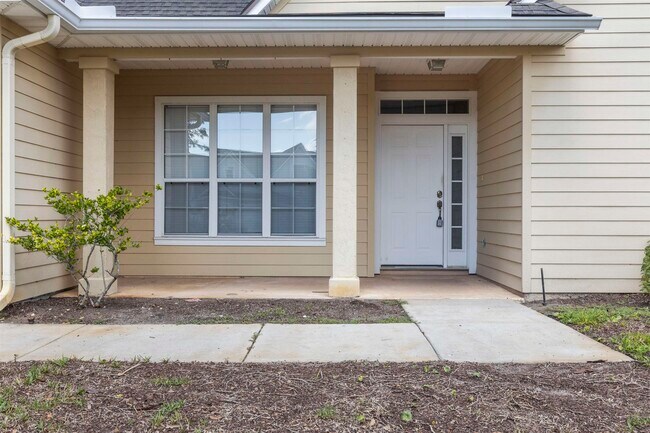Building Photo - 289 N Churchill Dr