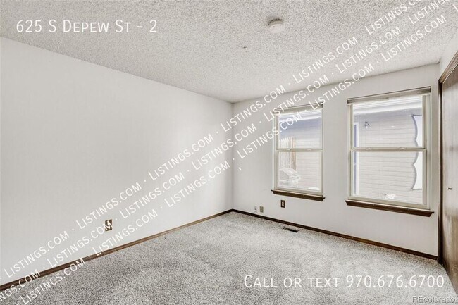Building Photo - 625 S Depew St