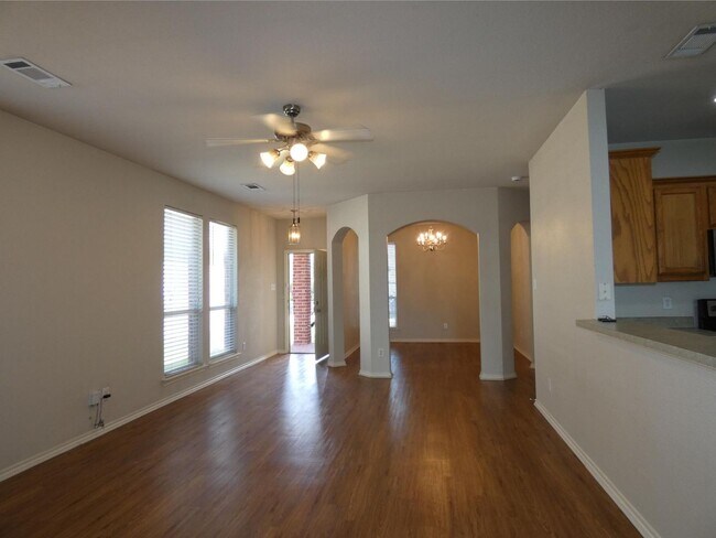 Foto del edificio - 2128 Haylee Dr