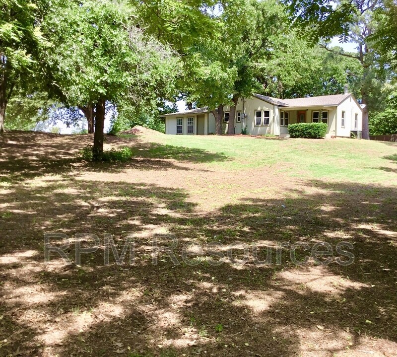 Primary Photo - 7800 NW 32nd St