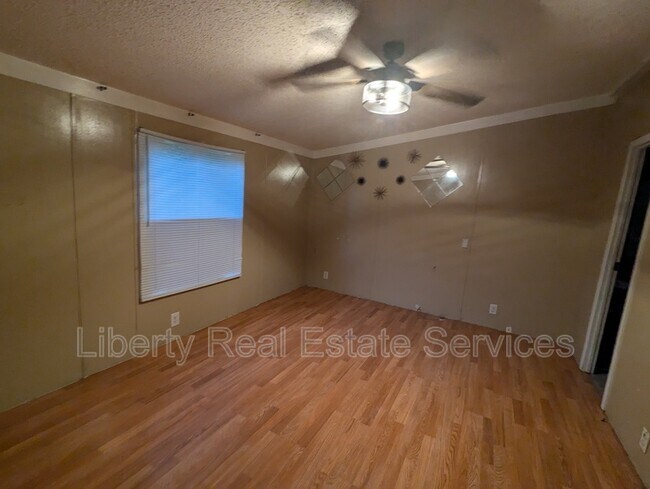 Foto del edificio - 1298 Dunlevie Rd