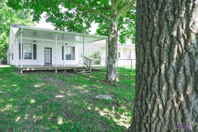 Foto del edificio - 7131 Point Avery Dr