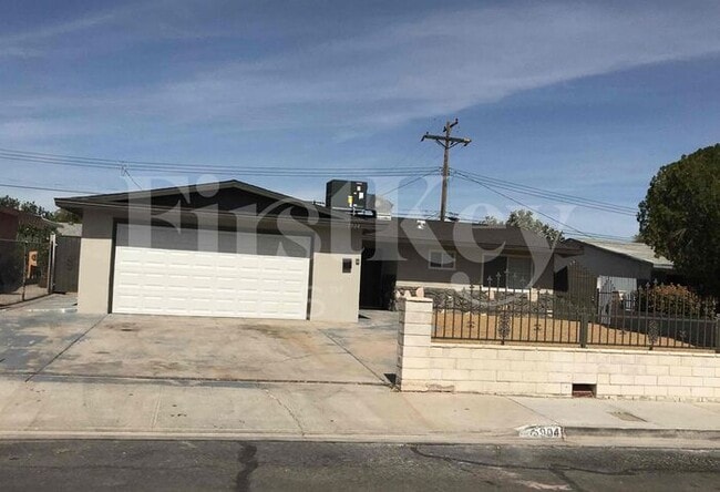 Building Photo - 5904 Jerry Dr