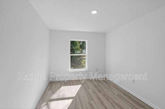 Foto del edificio - 1115 F Ave