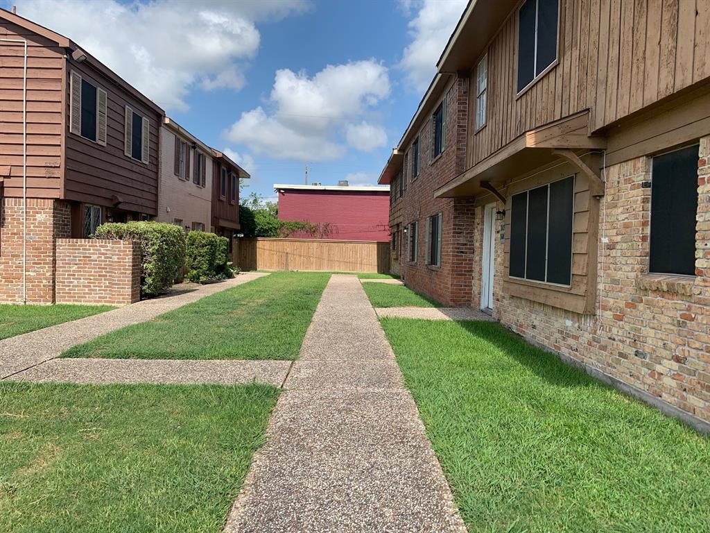 3103 Falk Ct, La Porte, TX 77571 Condo for Rent in La Porte, TX