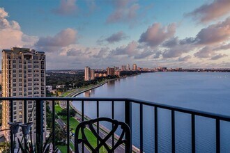 Building Photo - 3301 Bayshore Blvd