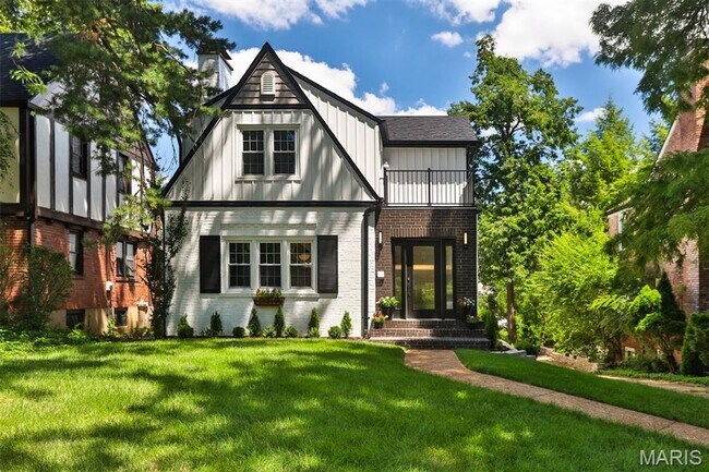 Foto del edificio - 7825 Lafon Pl