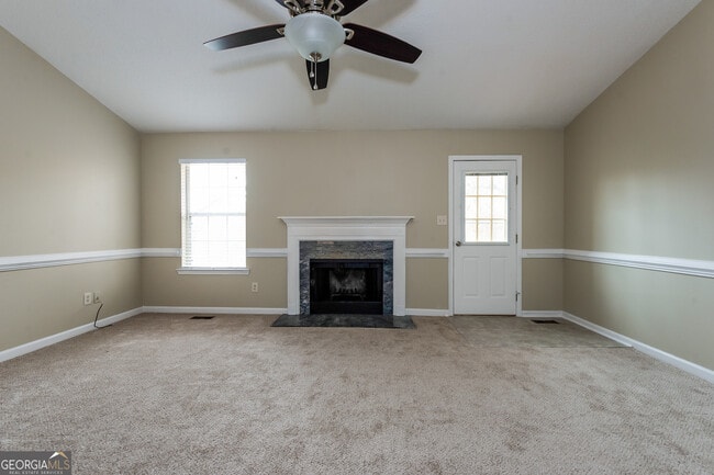 Building Photo - 205 Briarpatch Ct