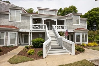 Building Photo - 1473 S Mariners Pointe