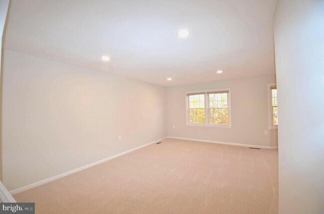 Building Photo - 12318 Cinnamon St