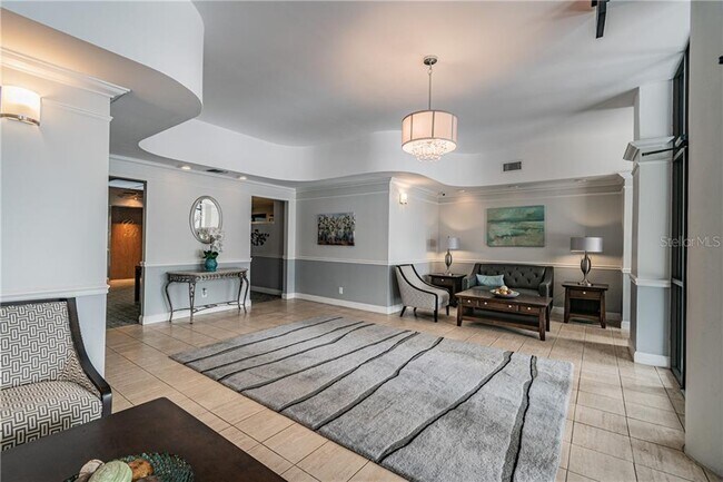 Foto del edificio - 14820 Rue De Bayonne