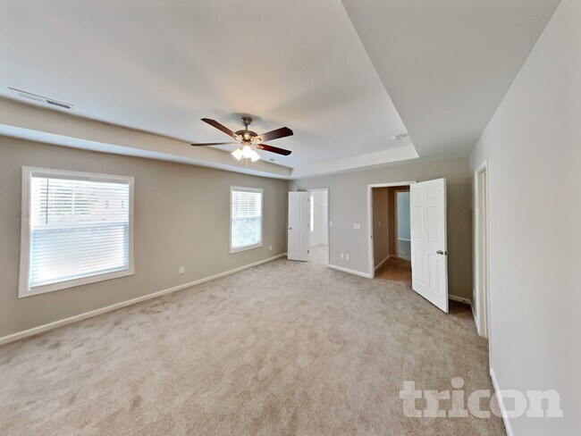 Foto del edificio - 904 Redland Dr