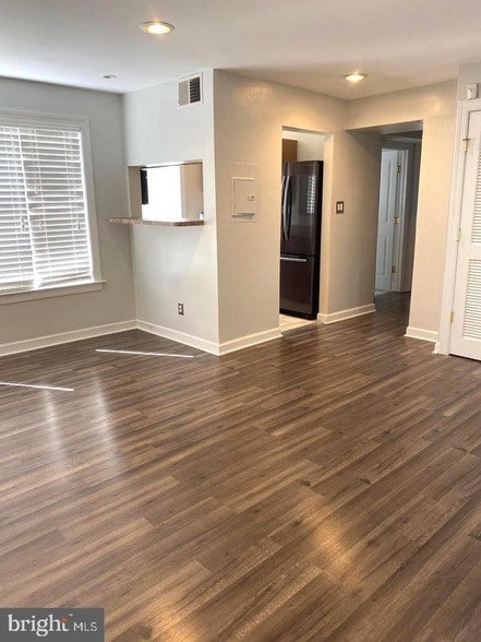Photo - 705 Brandywine St SE Apartment