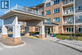 Building Photo - 180 Bunker Ave