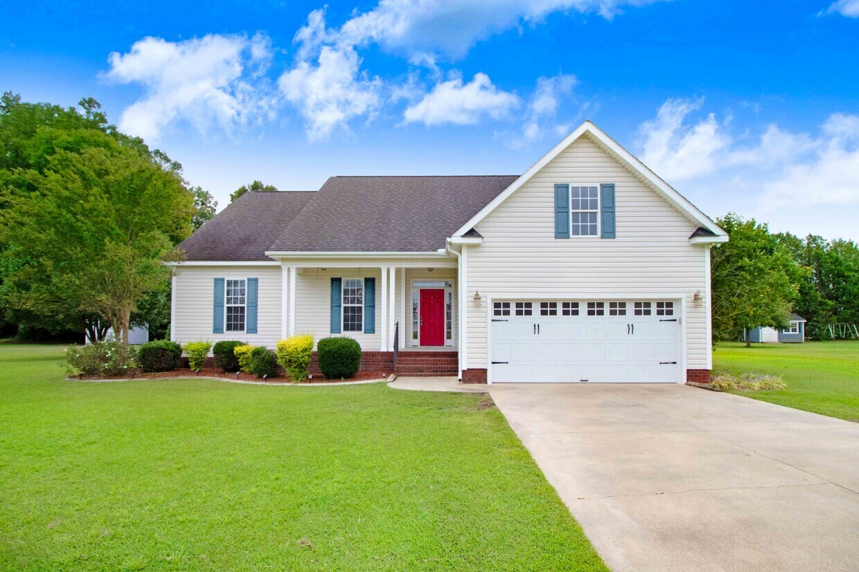 Primary Photo - 200 Poplar Knoll Rd