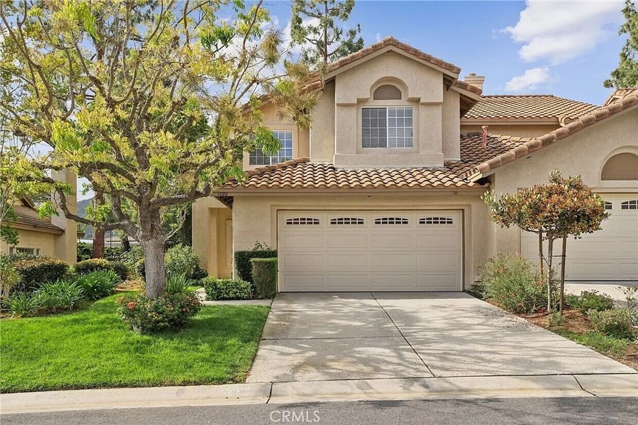 Foto principal - Beautiful Windrose Point 3 bed 2 1/2 bath ...