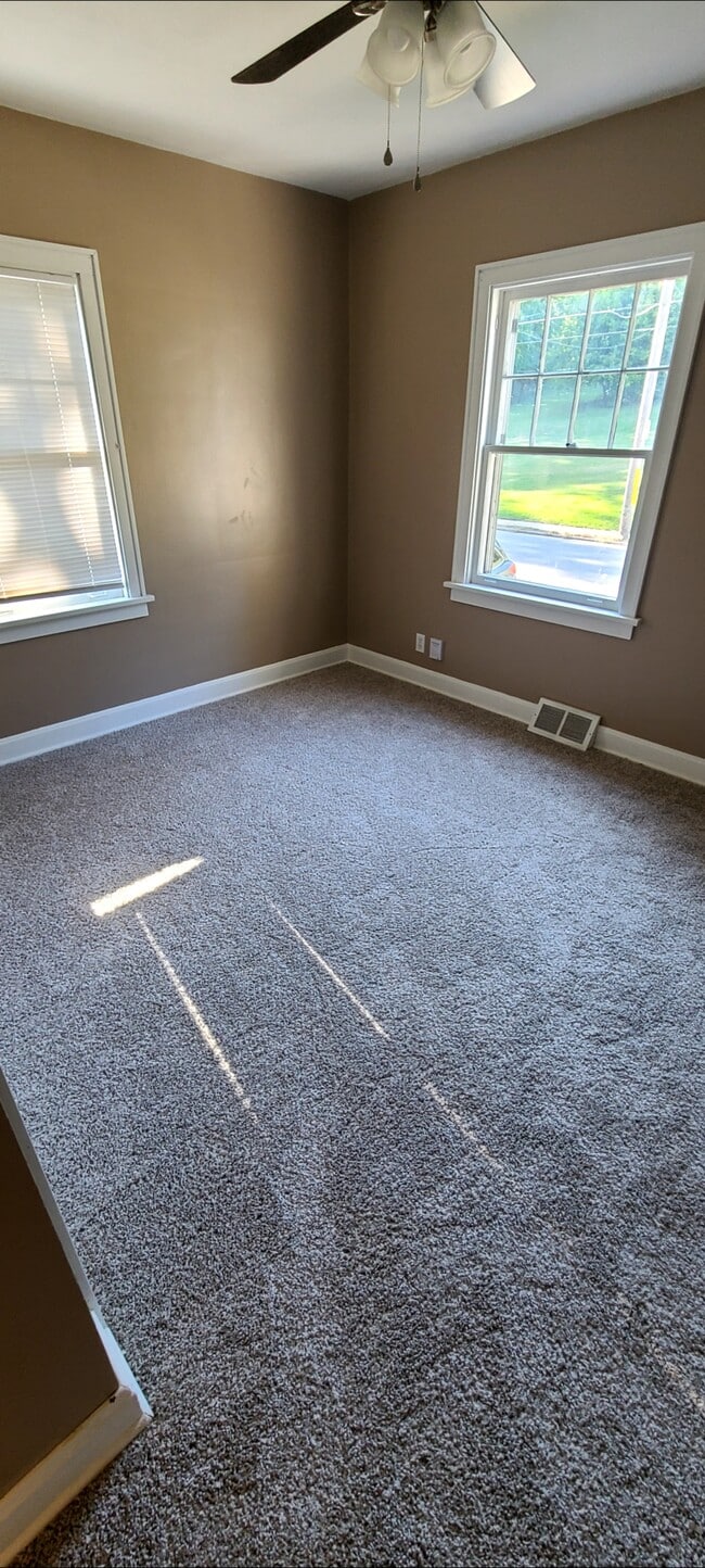 Building Photo - 2173 Telegraph Rd