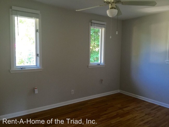 Building Photo - 1600 Piper Pl