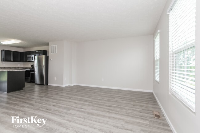 Building Photo - 4721 Megan Danielle Dr