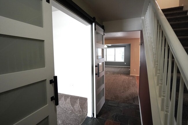 Foto del edificio - 4764 N Eugene St