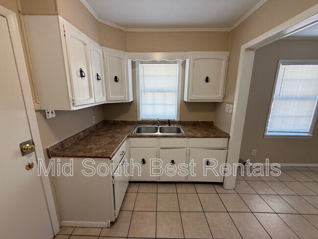 Foto del edificio - 1137 Carrolton Rd