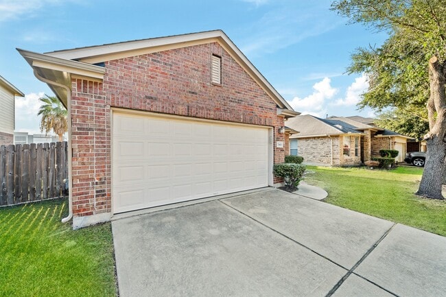 Building Photo - 7903 Crystal Moon Dr