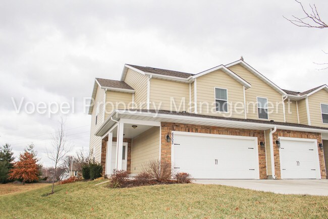 Foto del edificio - Stunning 3 Bedroom 2.5 Bath Shawnee Townhome