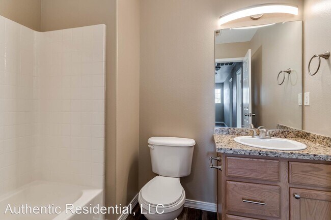 Foto del edificio - 4 br, 2.5 bath House - 752 E 1950 S