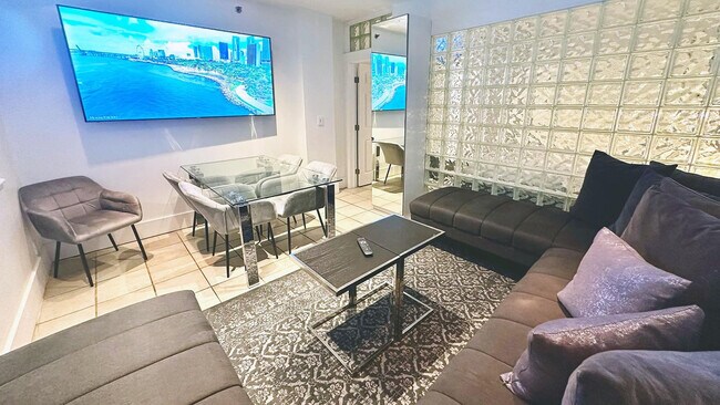 Foto del edificio - 834 Ocean Dr