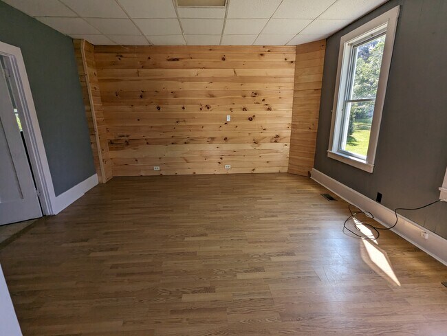 Living room - 3982 Church St