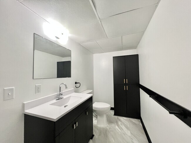 Foto del edificio - 290 Orchard Dr