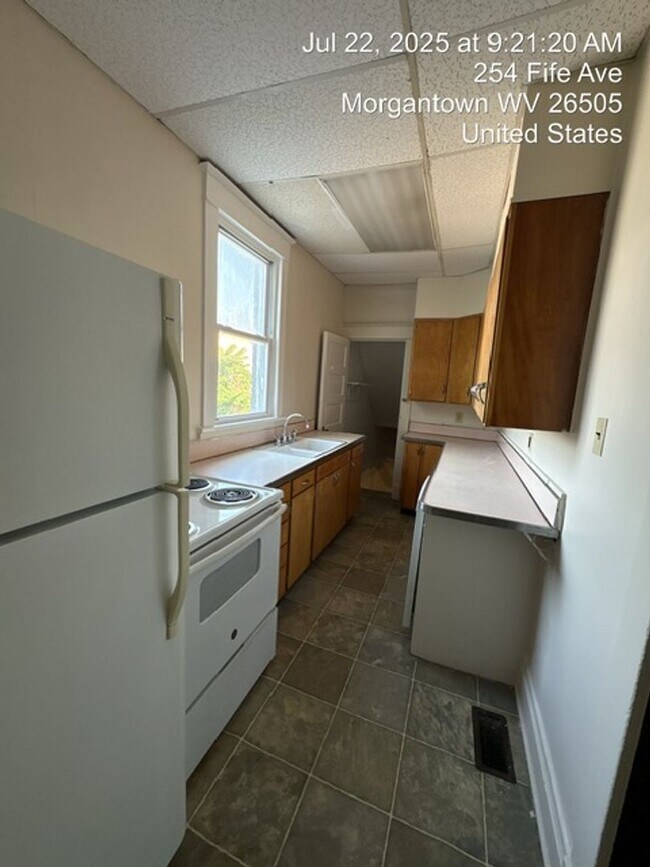 Foto del edificio - 254 Fife Ave