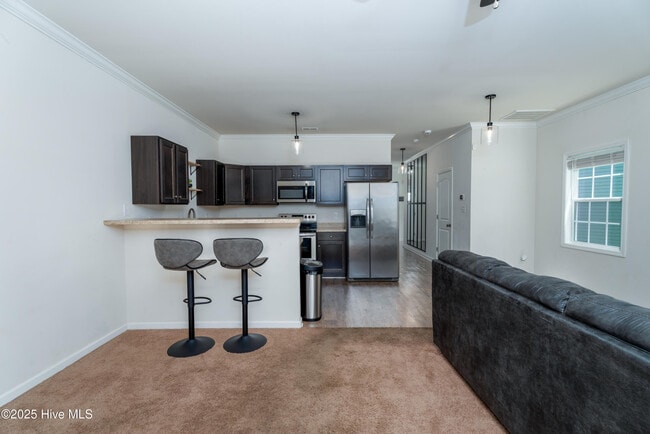Building Photo - 306 Kenan Lp