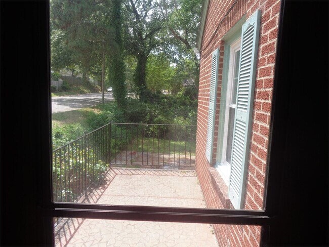 Foto del edificio - 701 Glenwood Dr