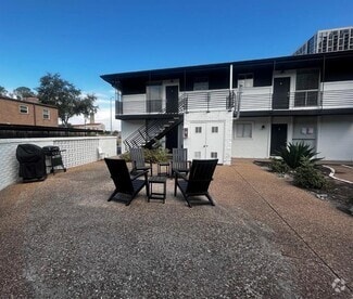 Building Photo - 5123 Del Monte Dr