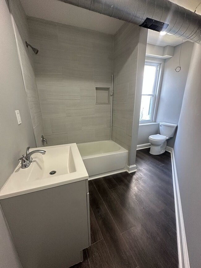 Photo - 1914 Rowan St Apartment