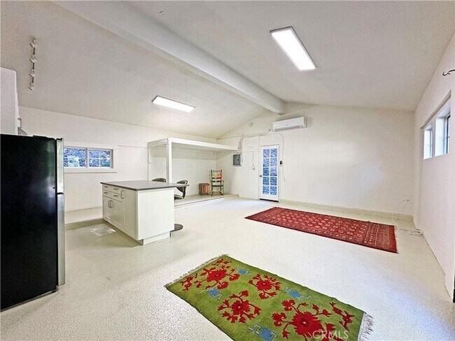 Building Photo - 4580 Live Oak Canyon Rd