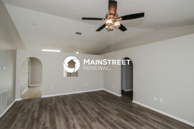 Foto del edificio - 3 Bedroom Pet-Friendly Home in PALM BAY, FL with Main Street Renewal