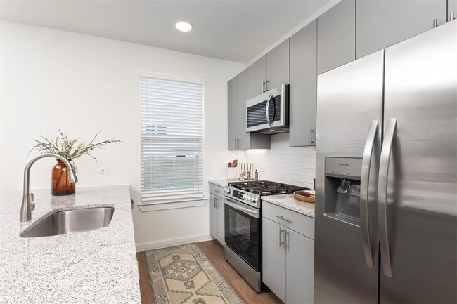 Building Photo - 2120 Yellow Warbler Dr