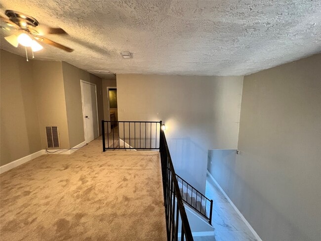 Building Photo - 12239 W Village Dr