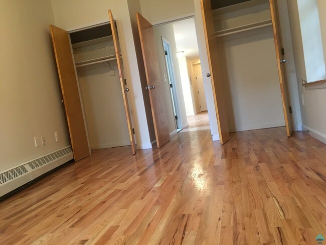 Foto del edificio - 83 Linden St