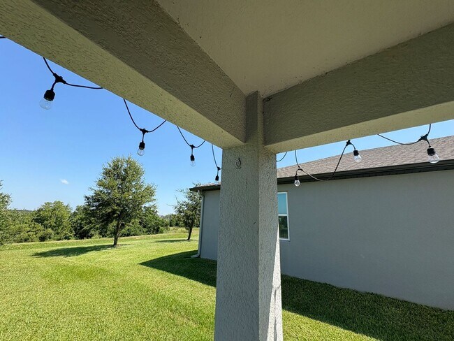 Foto del edificio - 4 bedroom 2.5 Bath House on Oakland Trails...