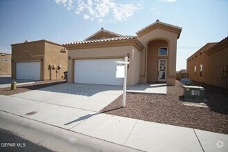 Building Photo - 3628 Grand Bahamas Dr