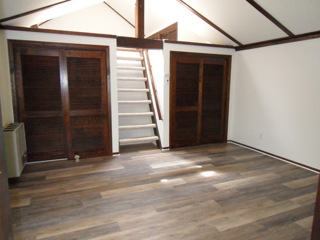 sala de estar - 5332 Norwich Ave