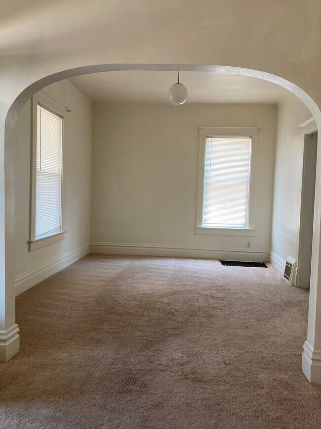 Foto del edificio - 2133 N North St