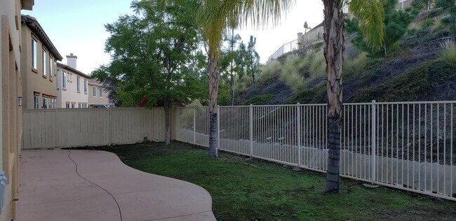 Building Photo - Lake Elsinore Beautiful 4 bedroom 3 bathroom Summerhill Home w/ a VIEW