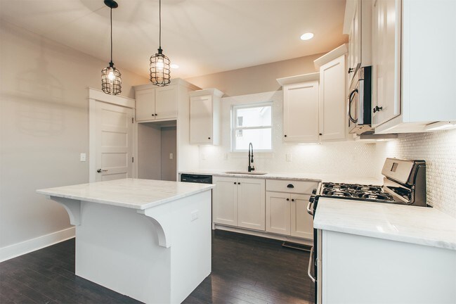 Foto del edificio - 2134 15th Ave N