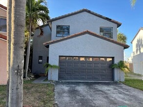 Building Photo - 1062 SW 135th Pl