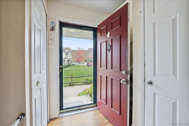 Foto del edificio - 44563 Savery Dr